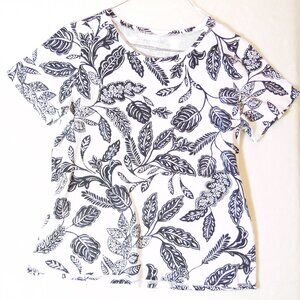 Ann Taylor Top Womens Large Black White Leaf Print Short Sleeve Crew Neck EUC